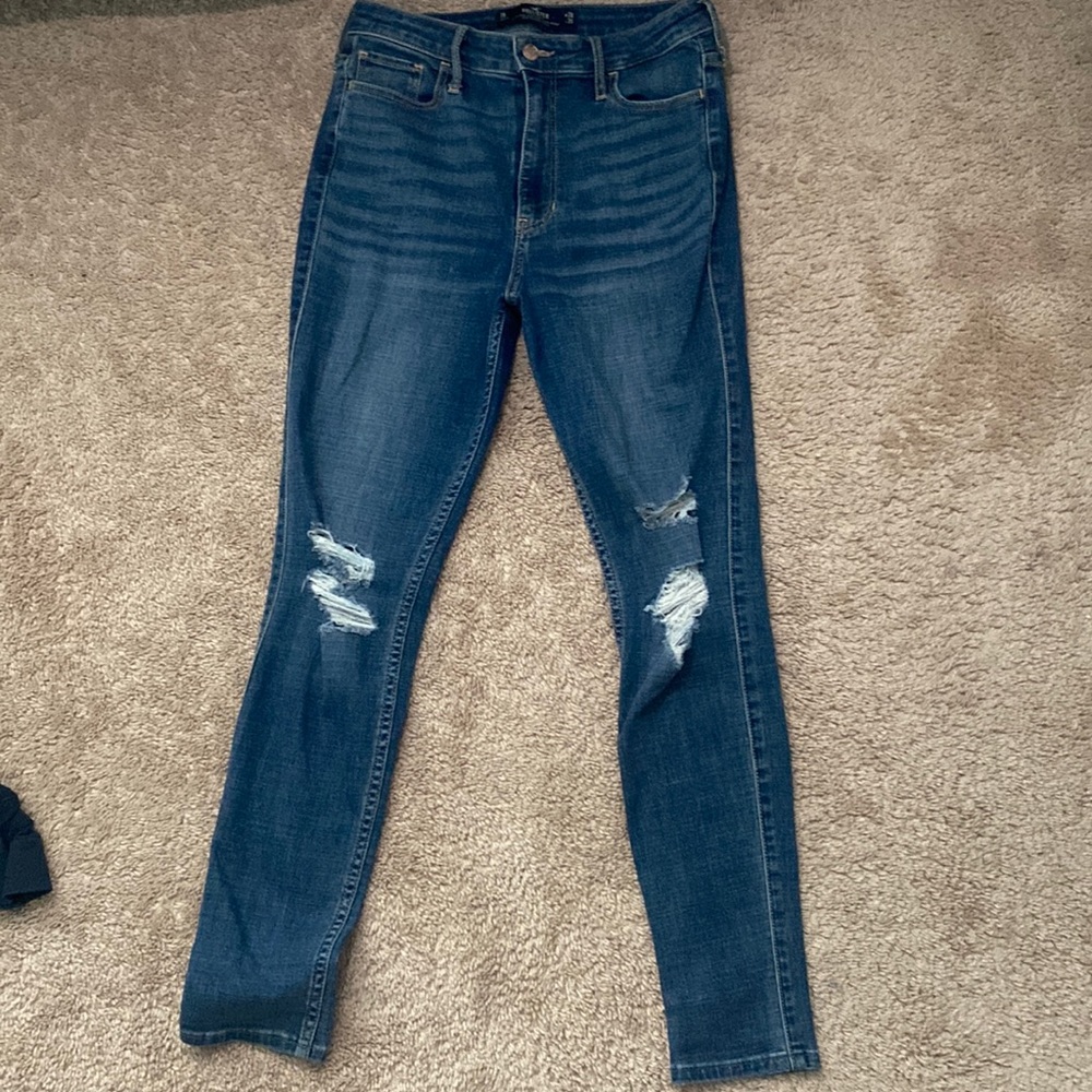 Ultra high-rise crowd super skinny jeans